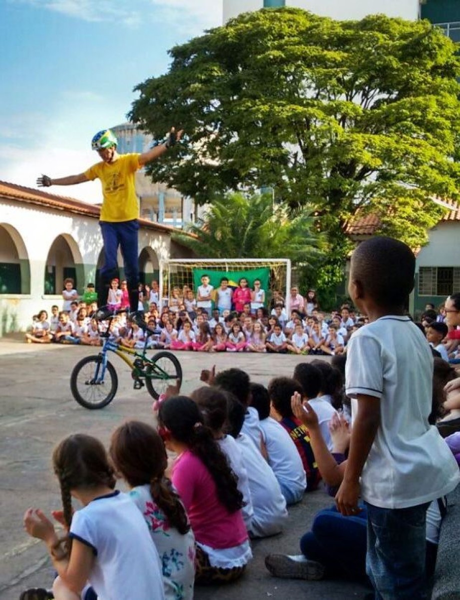 TIO CLOVIM e Saúde & Equilíbrio nas escolas - Educação
